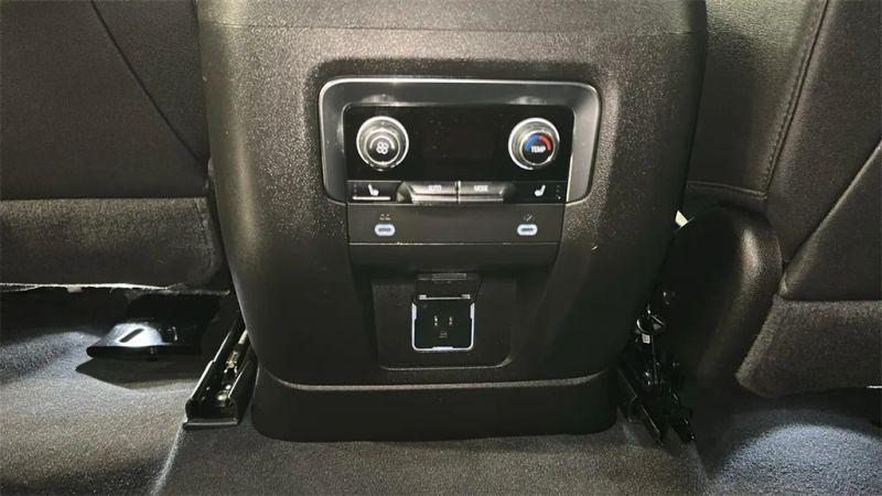 2023 Chevrolet Tahoe 4WD High Country