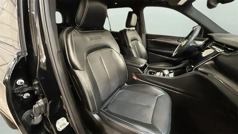 2024 Jeep Grand Cherokee Overland 4x4