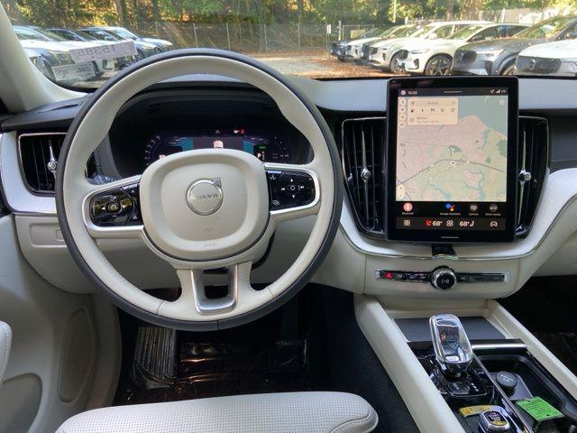 2026 Volvo XC60 Plug-In Hybrid T8 Ultra