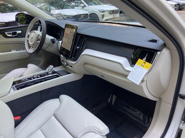 2026 Volvo XC60 Plug-In Hybrid T8 Ultra