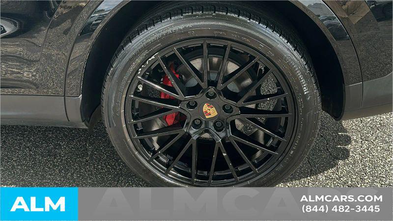 2022 Porsche Cayenne S