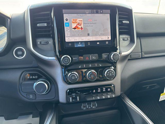 2026 Ram 1500 Big Horn Crew Cab 4x2 5'7" Box