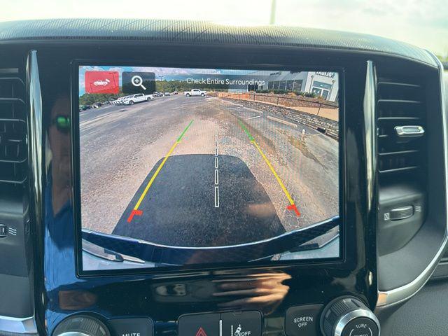 2026 Ram 1500 Big Horn Crew Cab 4x2 5'7" Box