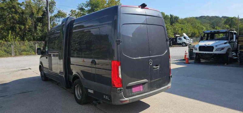 2019 Mercedes-Benz Sprinter 4500 High Roof V6