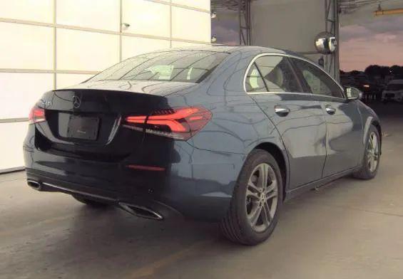 2020 Mercedes-Benz A 220 A 220