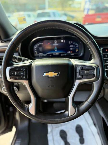 2022 Chevrolet Suburban 4WD Premier