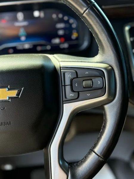 2022 Chevrolet Suburban 4WD Premier