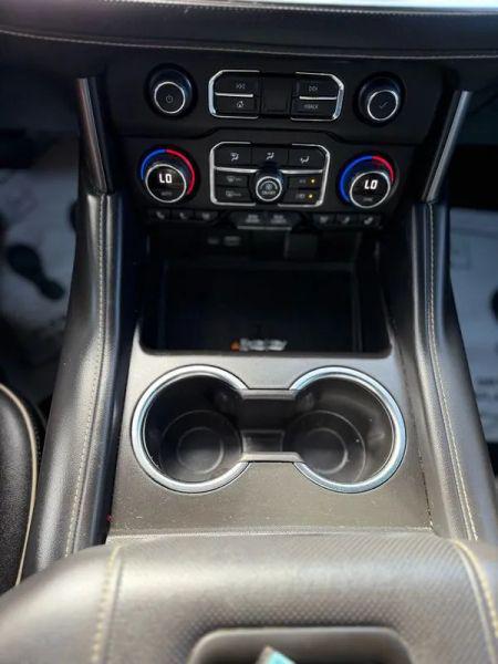 2022 Chevrolet Suburban 4WD Premier