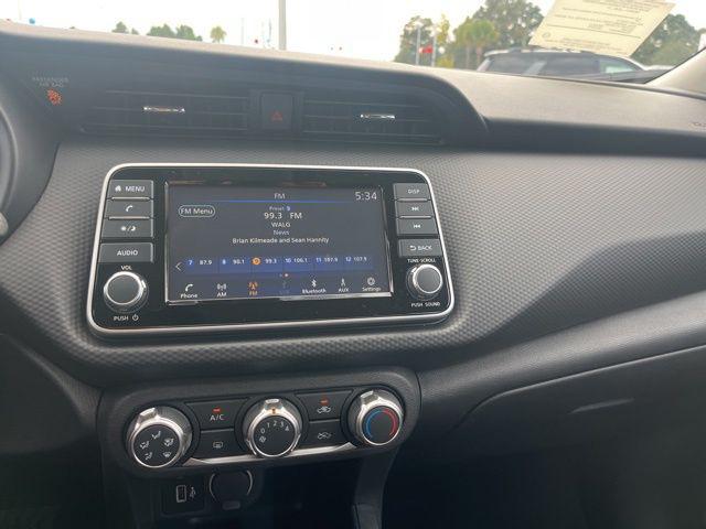 2025 Nissan Kicks S