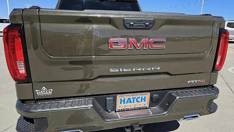 2024 GMC Sierra 1500 4WD Crew Cab Short Box AT4