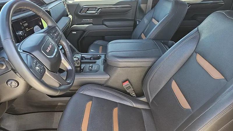 2024 GMC Sierra 1500 4WD Crew Cab Short Box AT4