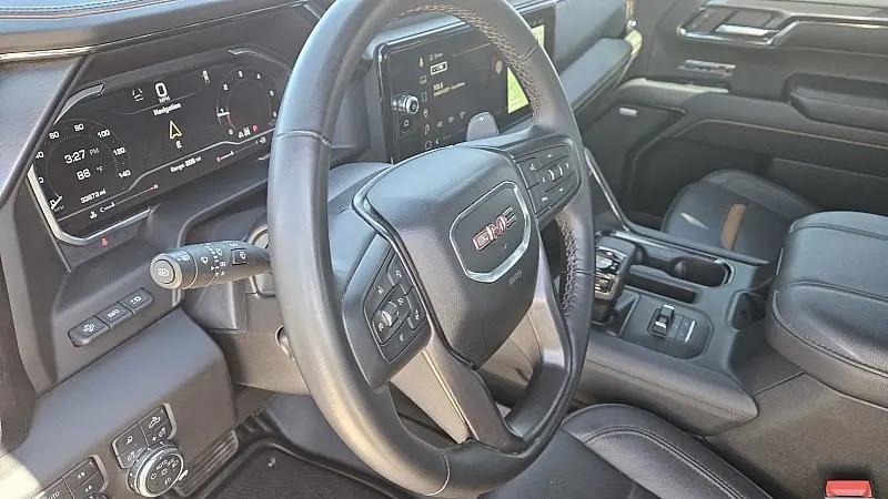 2024 GMC Sierra 1500 4WD Crew Cab Short Box AT4