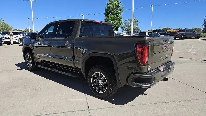 2024 GMC Sierra 1500 4WD Crew Cab Short Box AT4