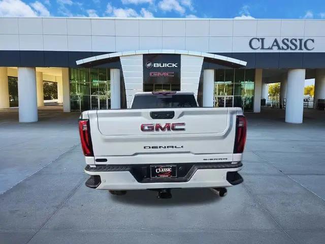 2026 GMC Sierra 2500HD Crew Cab, Standard Bed, Denali, 4WD