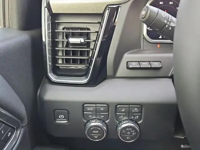 2026 GMC Sierra 2500HD Crew Cab, Standard Bed, Denali, 4WD