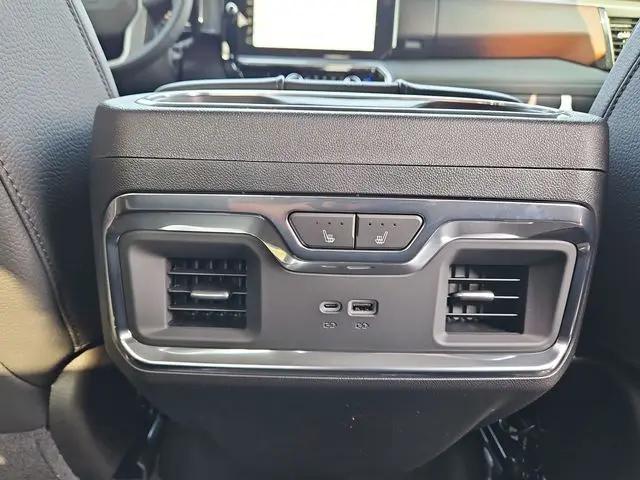 2026 GMC Sierra 2500HD Crew Cab, Standard Bed, Denali, 4WD