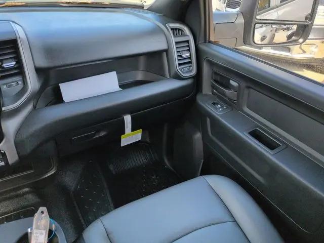 2026 Ram 3500 Tradesman/Big Horn