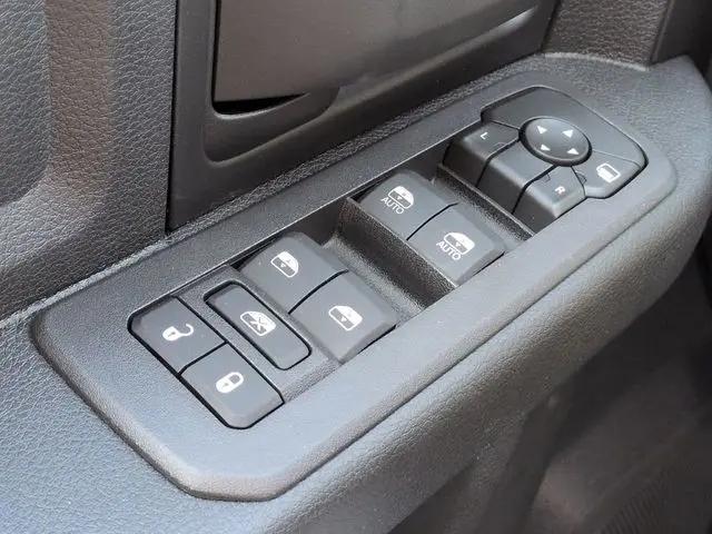 2026 Ram 3500 Tradesman/Big Horn
