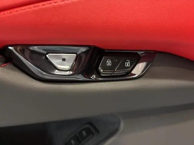 2026 Chevrolet Corvette Stingray Convertible, 2LT, RWD