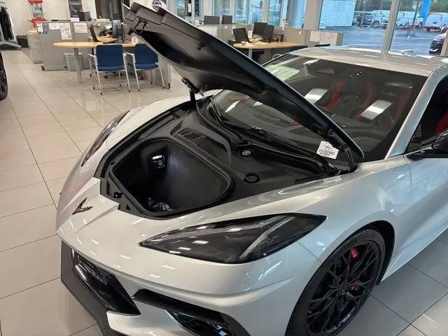 2026 Chevrolet Corvette Stingray Convertible, 2LT, RWD