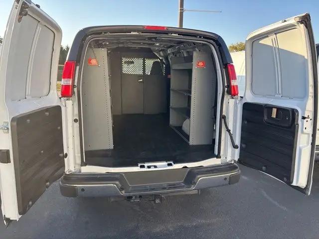 2025 Chevrolet Express Cargo Van RWD 2500 Regular Wheelbase WT