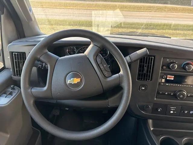 2025 Chevrolet Express Cargo Van RWD 2500 Regular Wheelbase WT