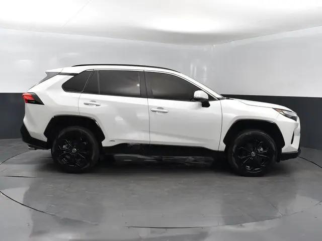 2023 Toyota RAV4 Hybrid SE