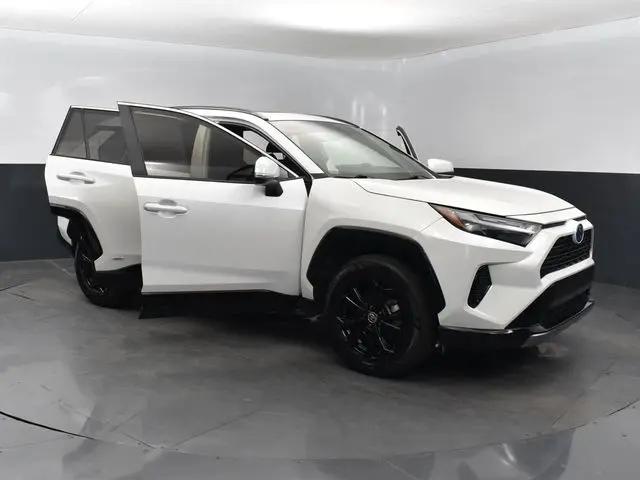 2023 Toyota RAV4 Hybrid SE