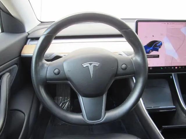 2019 Tesla Model 3 Standard Range Plus