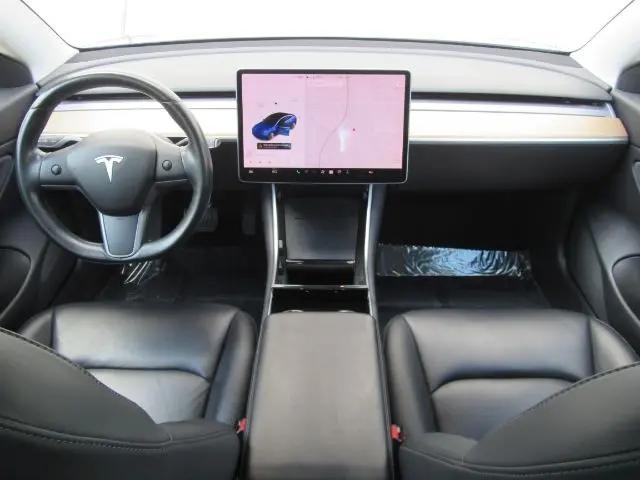 2019 Tesla Model 3 Standard Range Plus