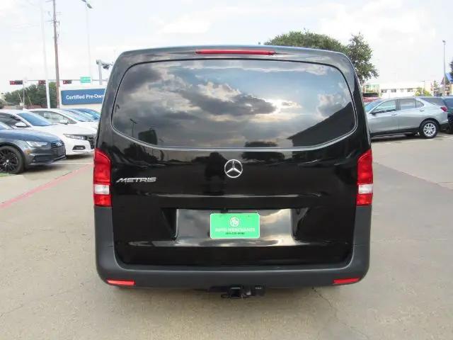 2022 Mercedes-Benz Metris Standard