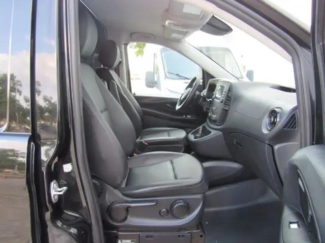 2022 Mercedes-Benz Metris Standard