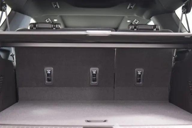 2026 Chevrolet Suburban Premier, 4WD