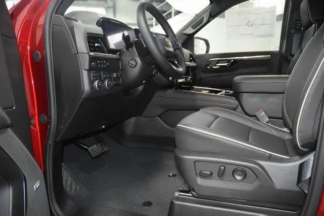 2026 Chevrolet Suburban Premier, 4WD