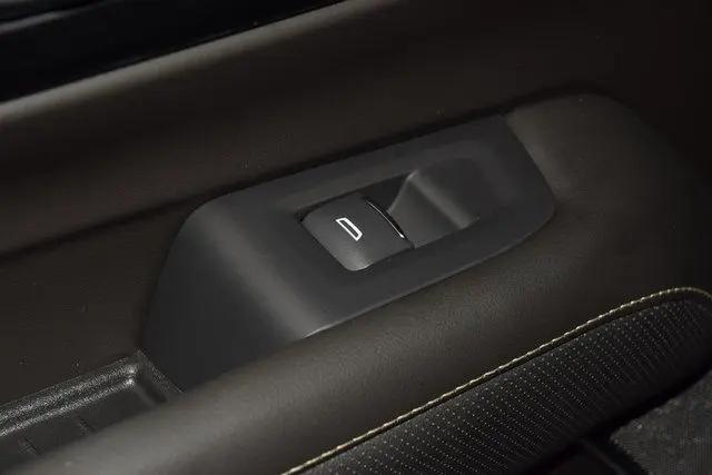2026 Chevrolet Suburban Premier, 4WD