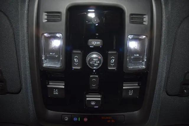 2026 Chevrolet Suburban Premier, 4WD