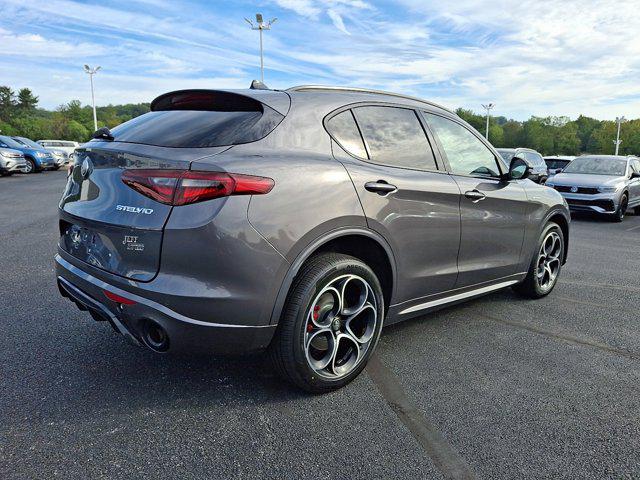 2022 Alfa Romeo Stelvio Veloce Ti AWD
