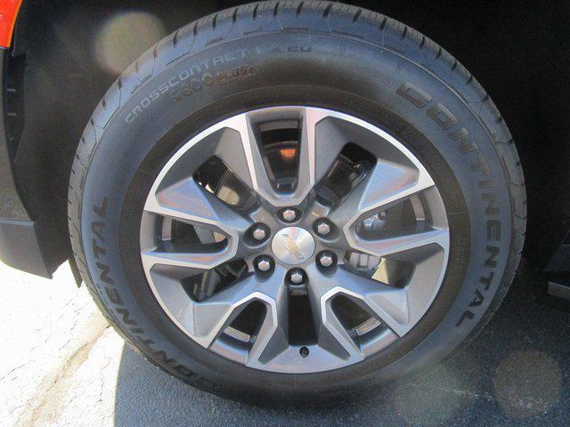 2023 Chevrolet Suburban 4WD LS