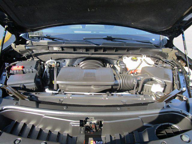 2023 Chevrolet Suburban 4WD LS
