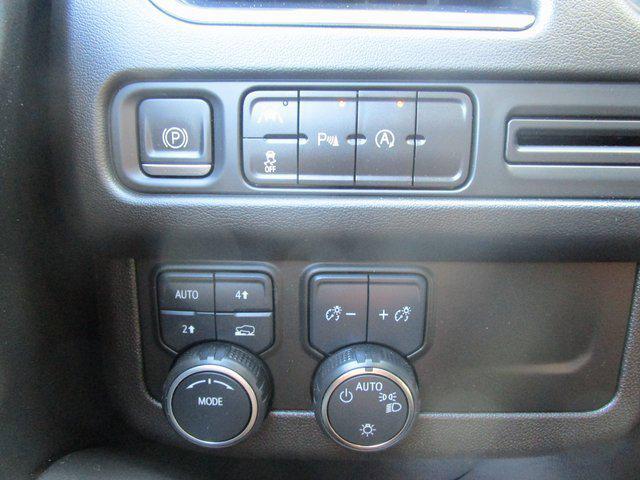 2023 Chevrolet Suburban 4WD LS