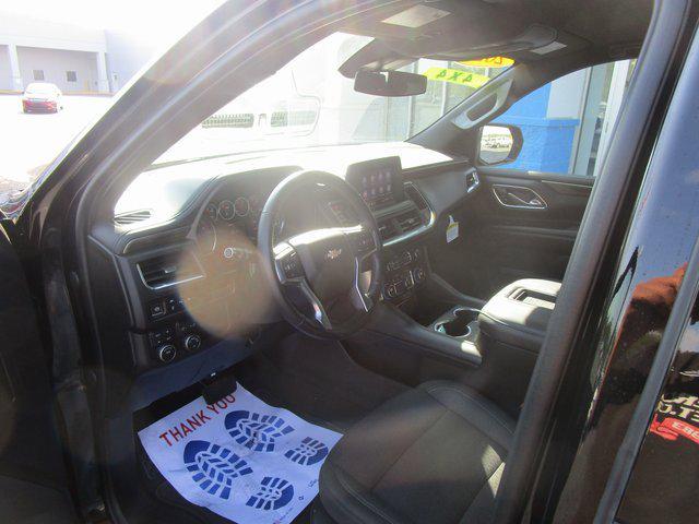 2023 Chevrolet Suburban 4WD LS