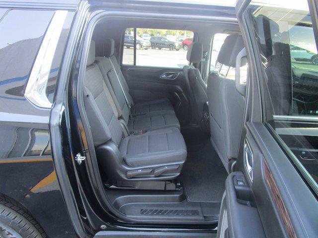 2023 Chevrolet Suburban 4WD LS