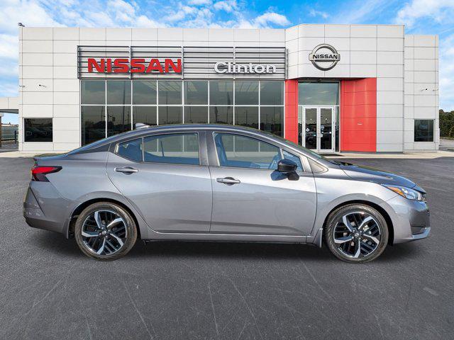 2025 Nissan Versa 1.6 SR