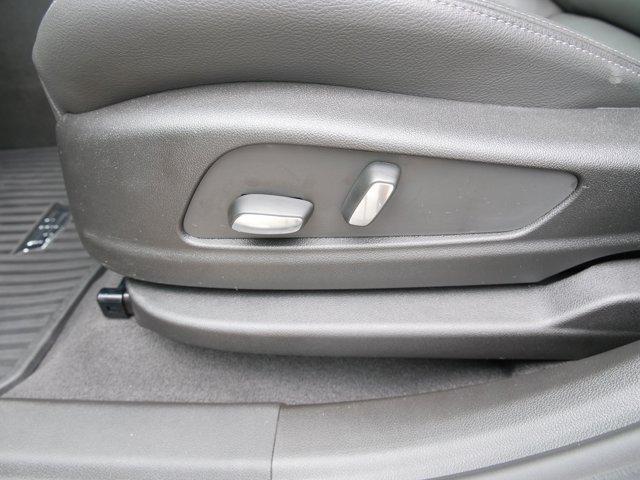 2025 Cadillac XT6 FWD Luxury