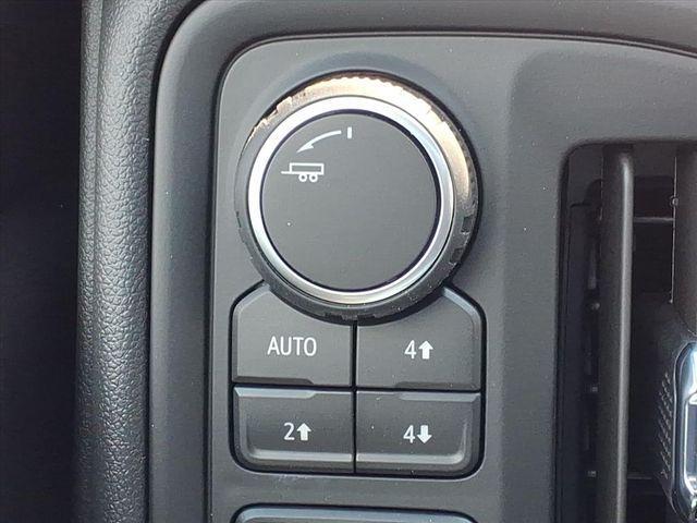 2026 Chevrolet Silverado 1500 4WD Crew Cab Short Bed Custom Trail Boss