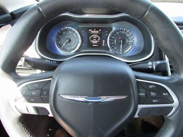 2015 Chrysler 200 Limited 2015 Chrysler 200 Limited