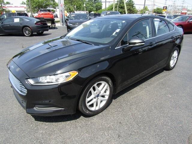 2015 Ford Fusion SE 2015 Ford Fusion SE