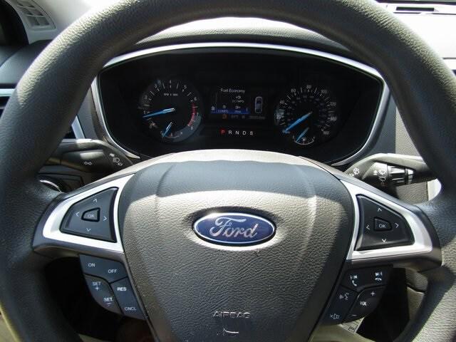 2015 Ford Fusion SE 2015 Ford Fusion SE