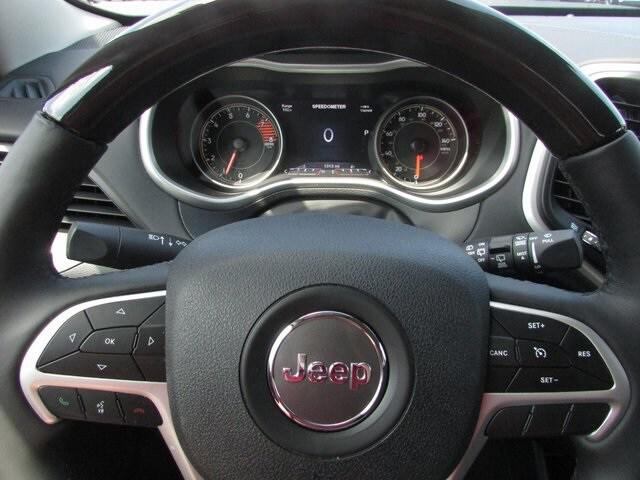 2018 Jeep Cherokee Overland 4x4 2018 Jeep Cherokee Overland 4x4