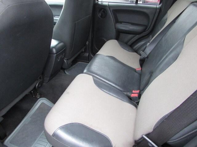 2004 Jeep Liberty Sport 2004 Jeep Liberty Sport